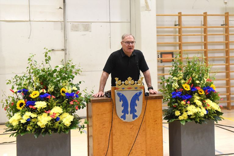Kaupunginjohtajamme Atso Vainio puhui myös harjannostajaisjuhlassa ja kertoi Wintterin olevan juuri sitä, mitä Uusikaupunki tarvitsee nyt ja tulevaisuudessa.