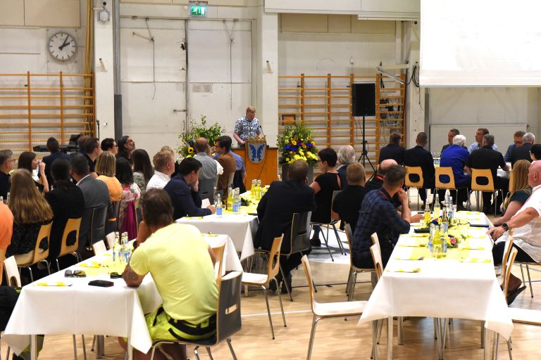 Tekninen johtaja Jari Nikkari kertoi ylpeydellä Wintterin rakennusprojektista ja kuinka upeasti eri yksiköt ovat osallistuneet hankkeen eri vaiheisiin.