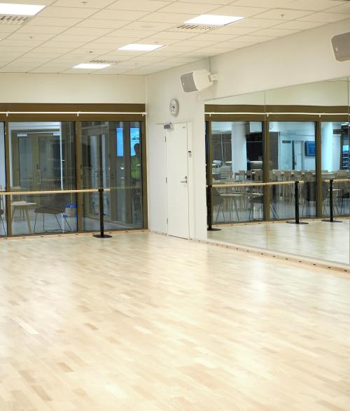 Wintterin ryhmäliikuntatila.